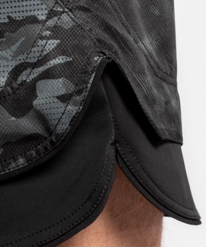 MMA shorts Venum Defender Fightshorts Dark Camo size