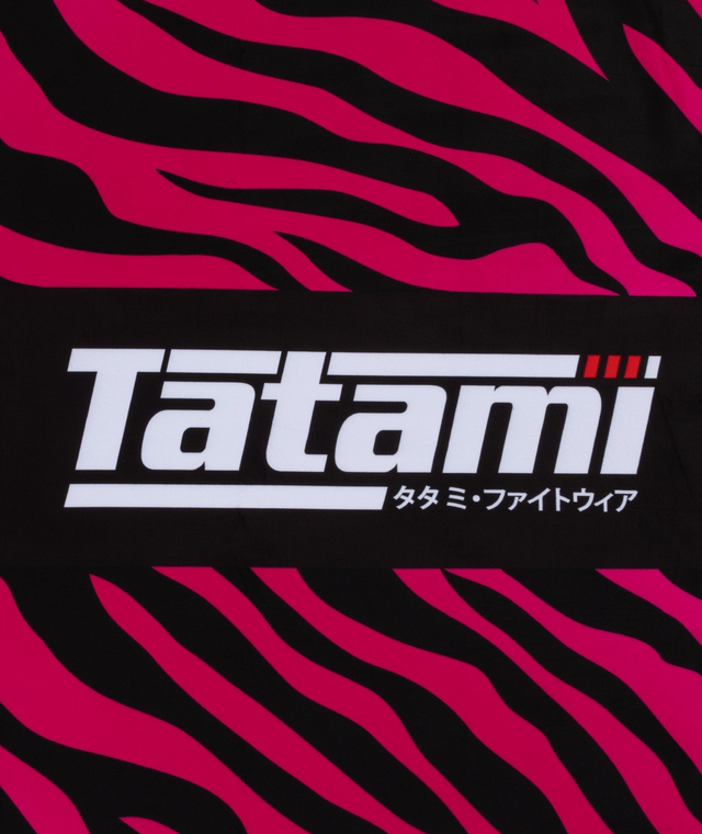 Tatami Recharge Gym Towel Pink photo