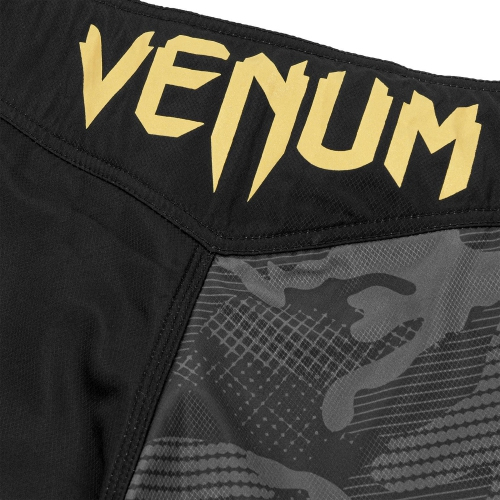 MMA shorts Venum Light 3.0 Fightshorts Gold Blac size