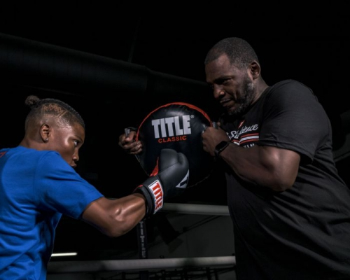 Силовая подушка Title Classic Round Punch Shield V2 фото