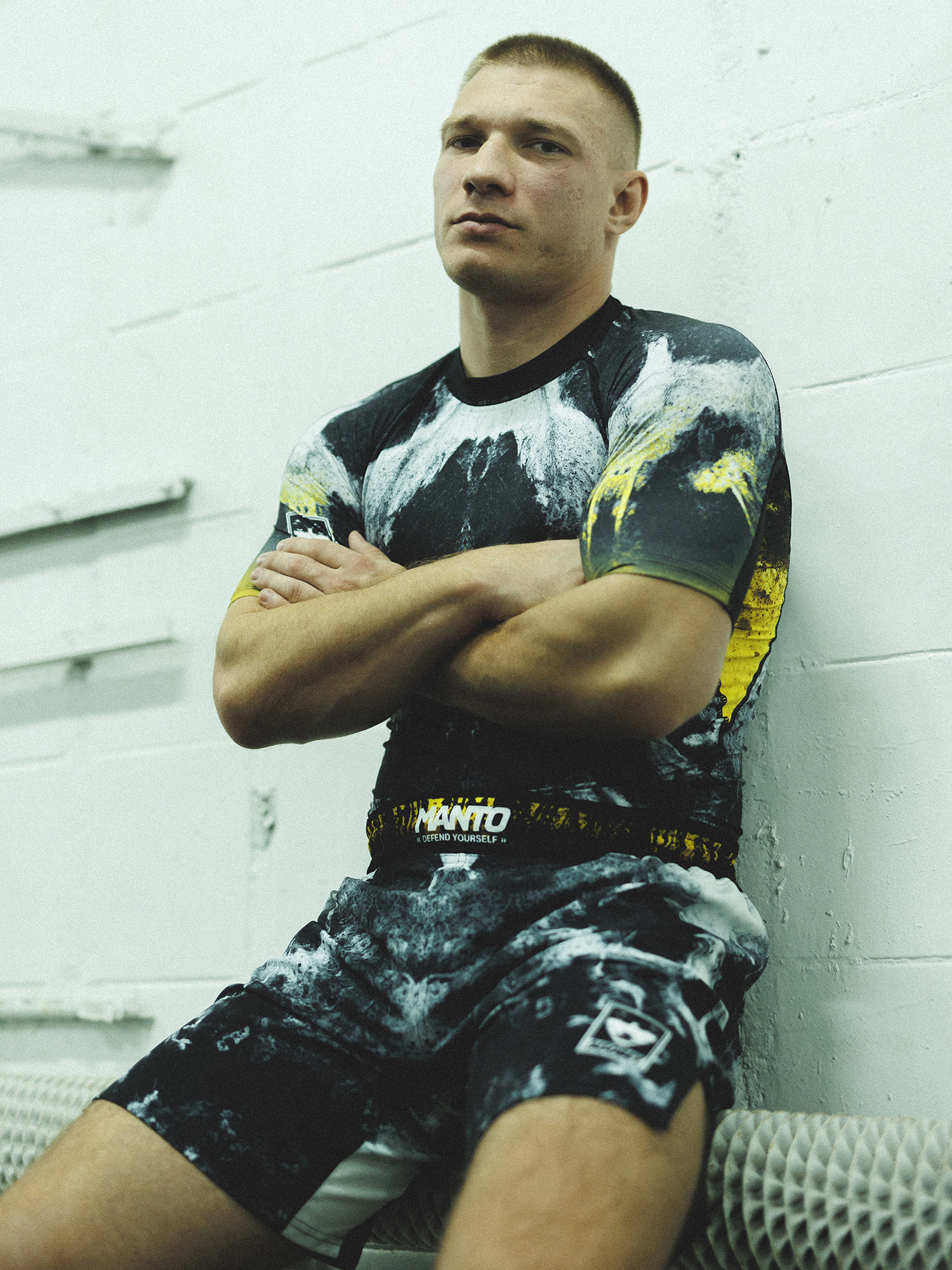 MMA shorts MANTO Disobey photo