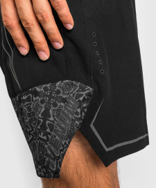 Шорты для MMA Venum Fightshorts Reflective Light 4.0 Black Black размер