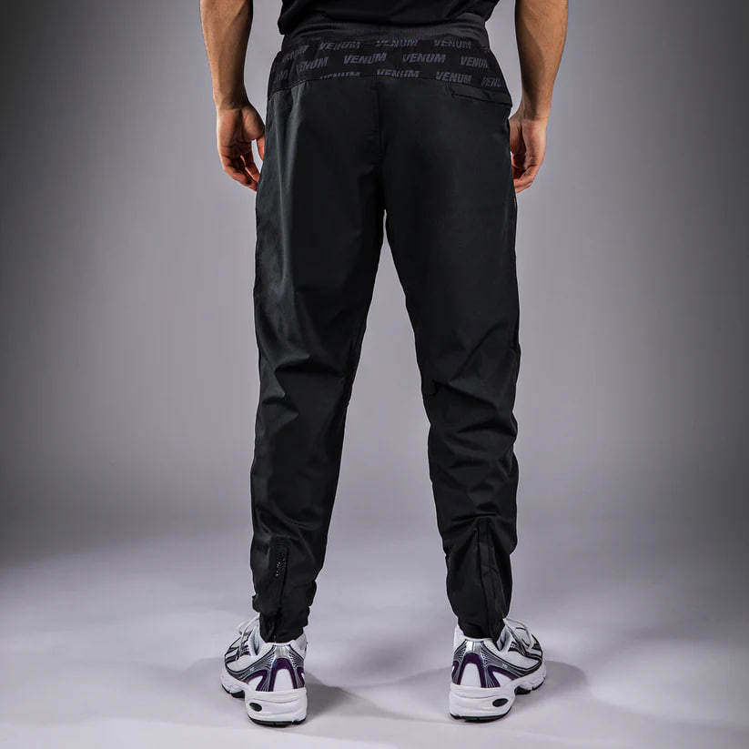 Спортивные штаны Venum Cargo Light Aero Joggers - Black цена