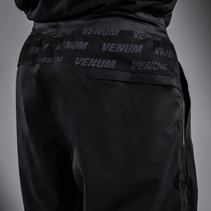 Спортивные штаны Venum Cargo Light Aero Joggers - Black где купить