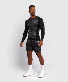 Venum Rapid Long Sleeve Rashguard - Black/Storm Grey price