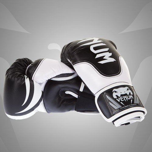 Боксерские перчатки Venum Carbon Boxing Gloves цена