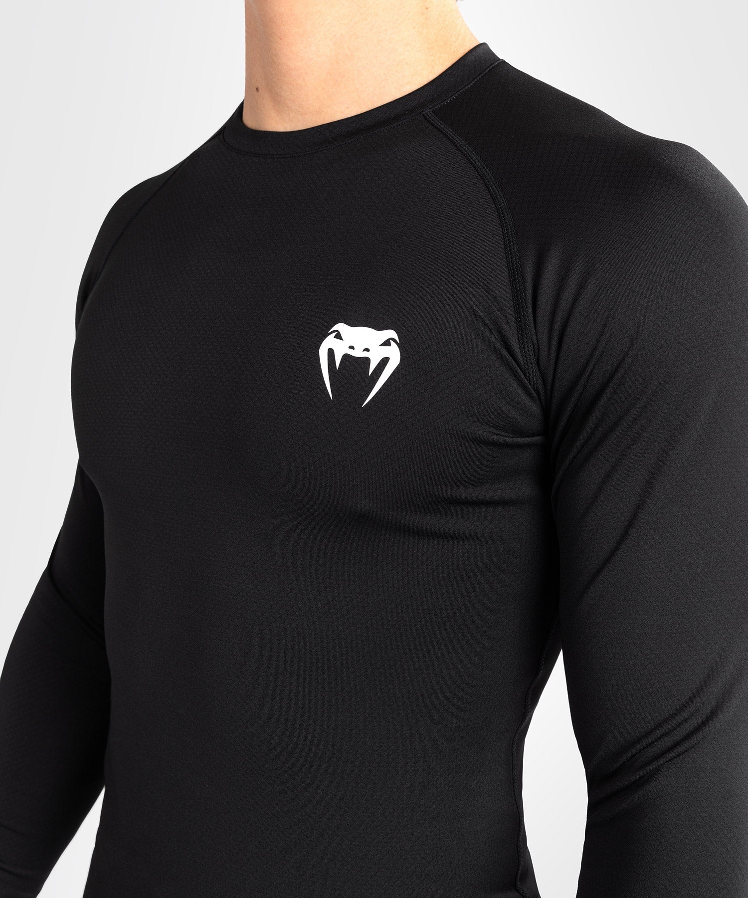Рашгард Venum Contender Long Sleeve Rashguard Black фото