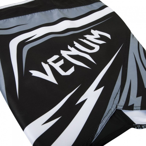 Venum Sharp 2.0 Fightshorts Black White size