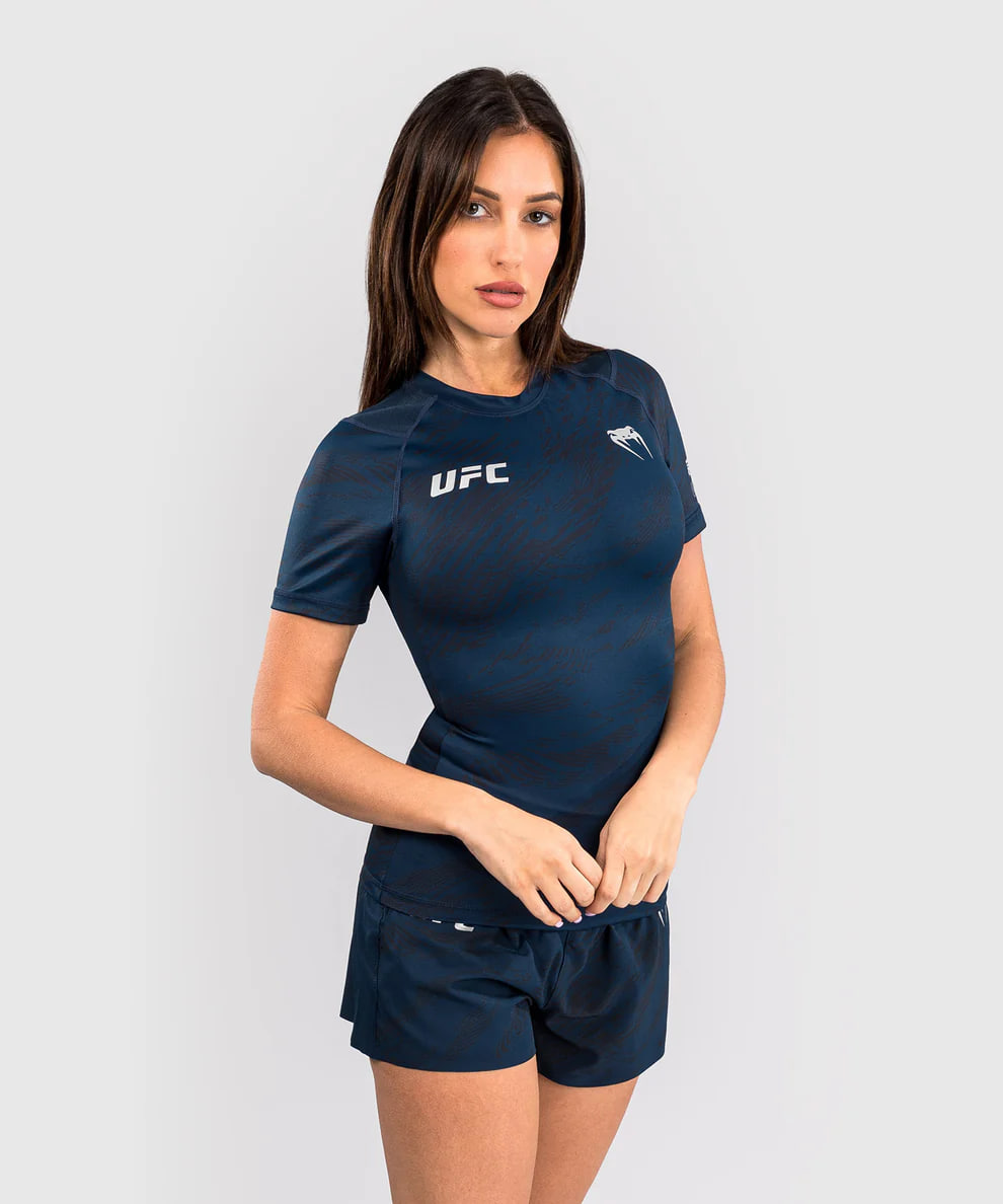 Жіночий рашгард UFC Venum FIGHT WEEK 4.0 Womens Short Sleeve Rashguards Blue купити