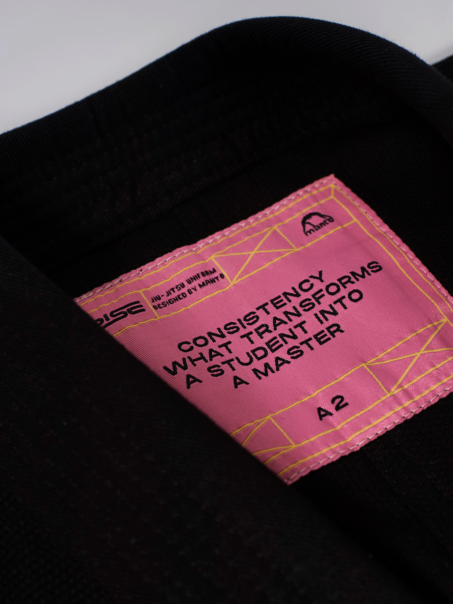 Женское кимоно Manto RISE 2.0 Bjj GI Black Pink оригинал