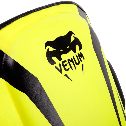 Жилет для тренера Venum Elite Belly Protector Neo Yellow где купить