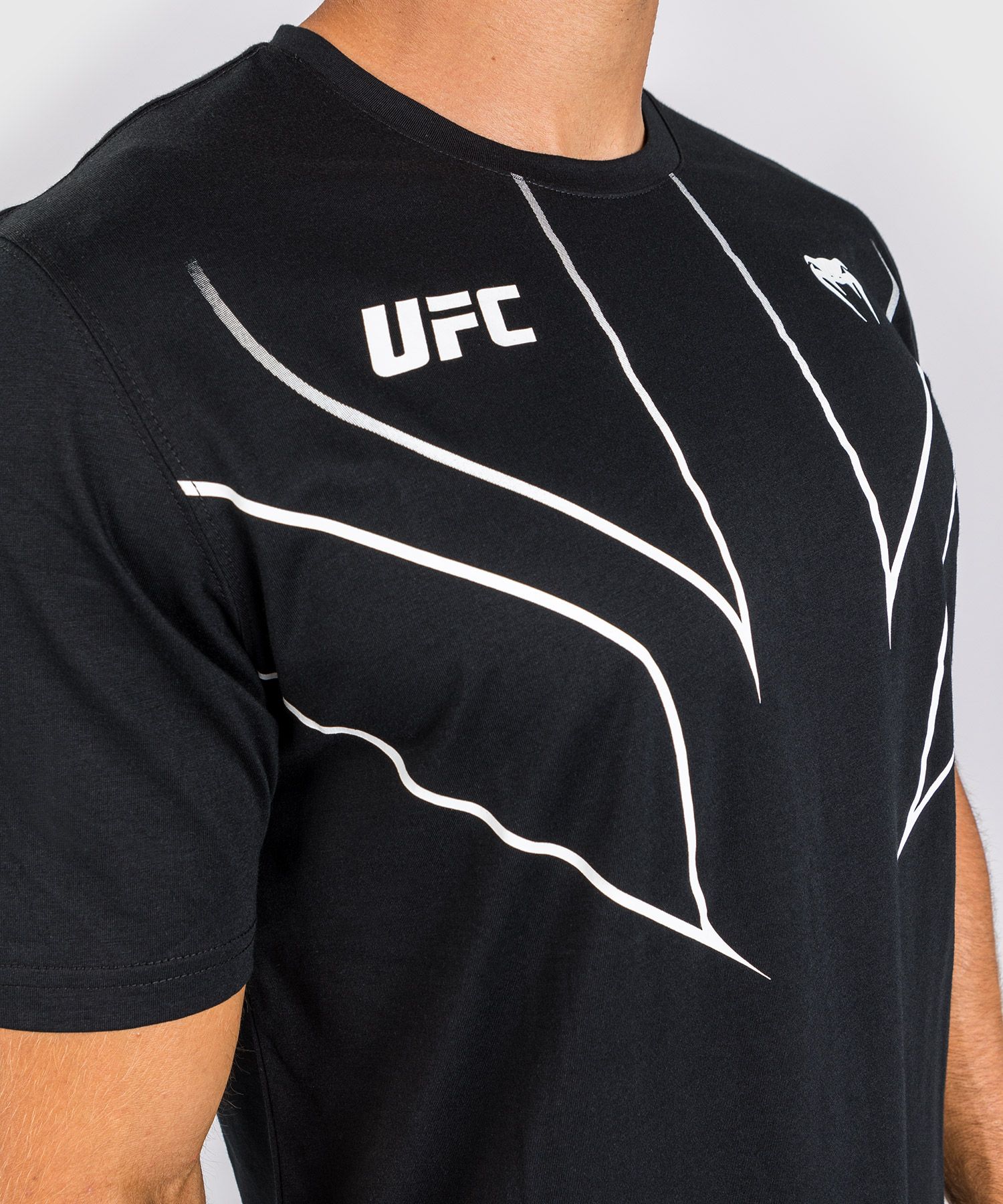 Venum UFC Fight Night 2.0 Mens T-shirt Black photo