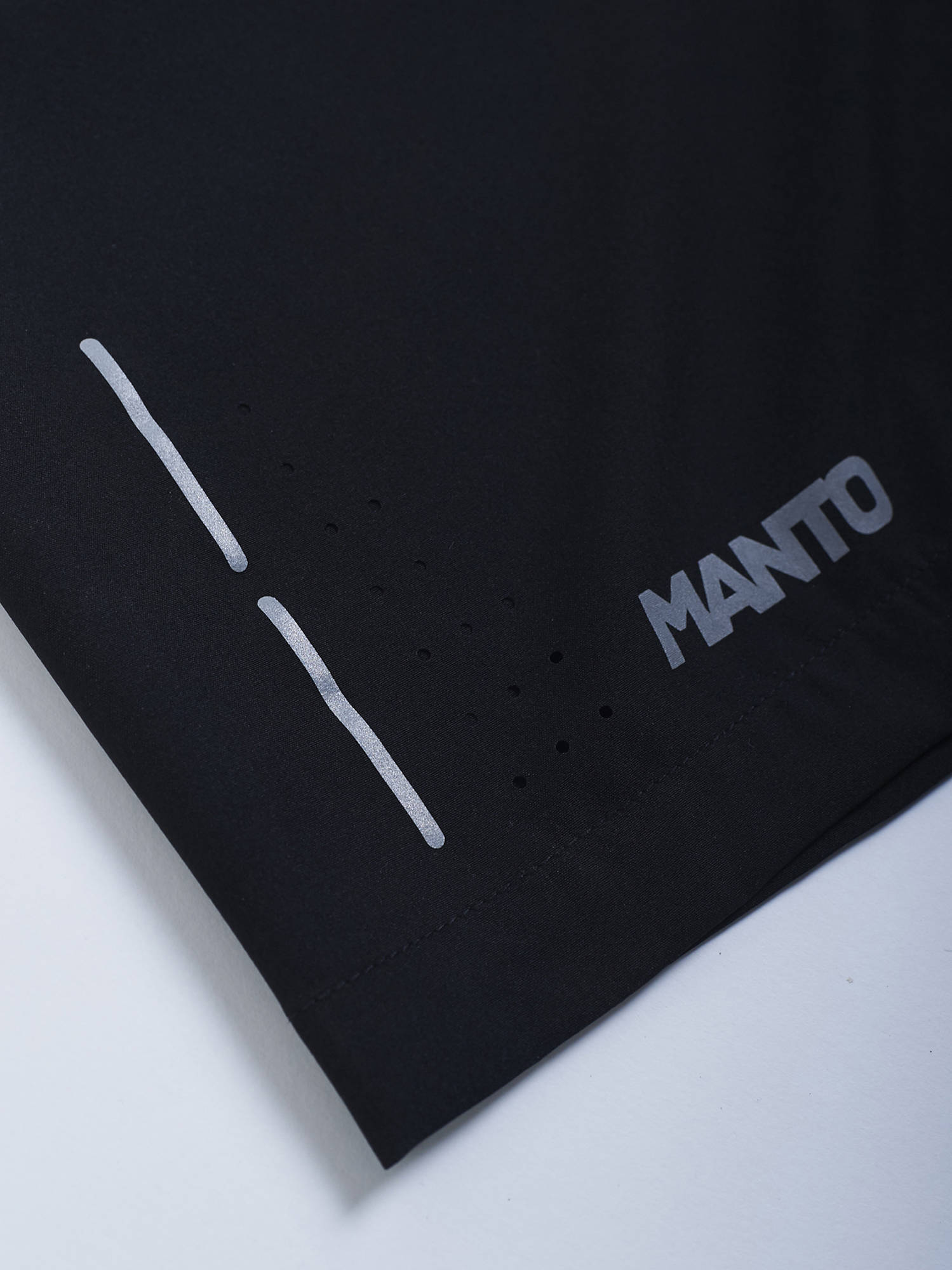 MANTO Active Shorts Sport Black sports shorts buy