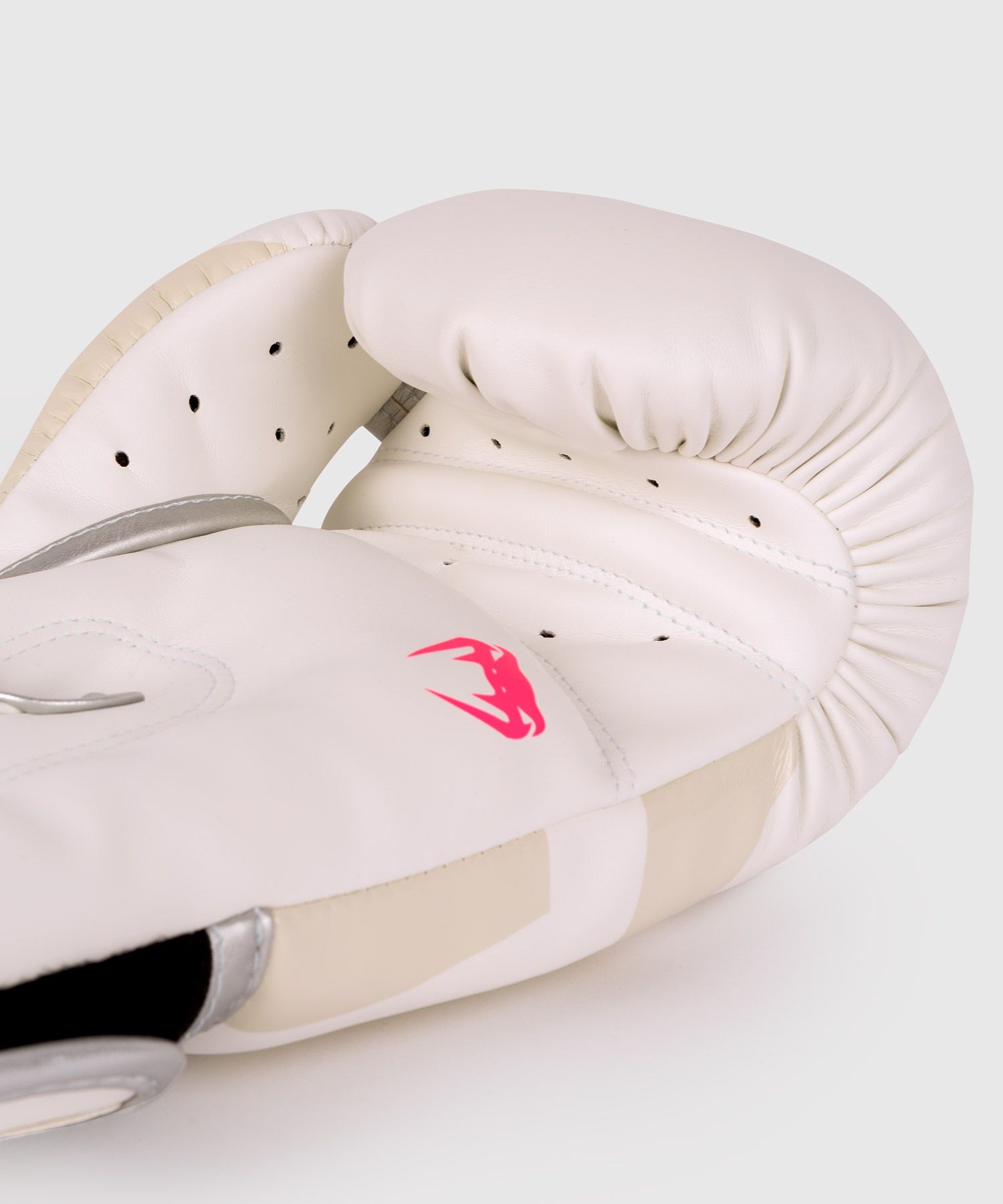Боксерські рукавиці Venum Elite Boxing Gloves White Silver Pink ціна