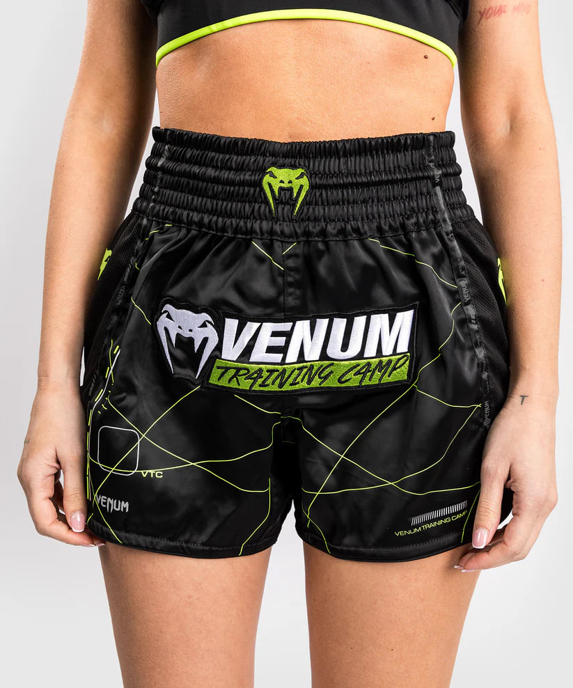 Женские тайские шорты Venum Training Camp 4.0 Muay Thai Short - Black/Neon Green