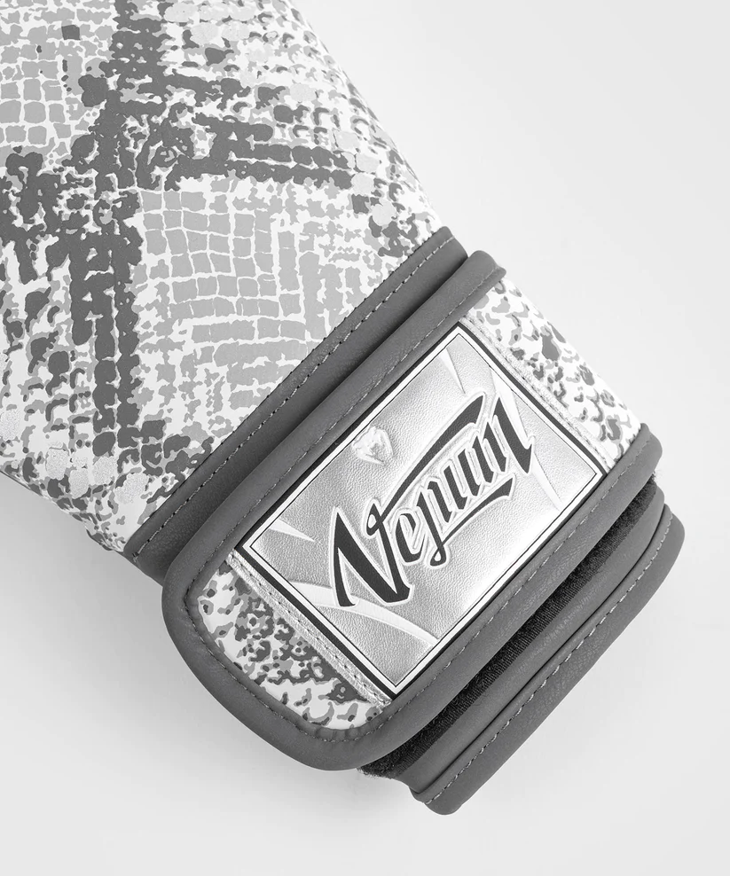 Жіночі боксерські рукавички Venum White Snake Boxing Gloves for Women - White ціна