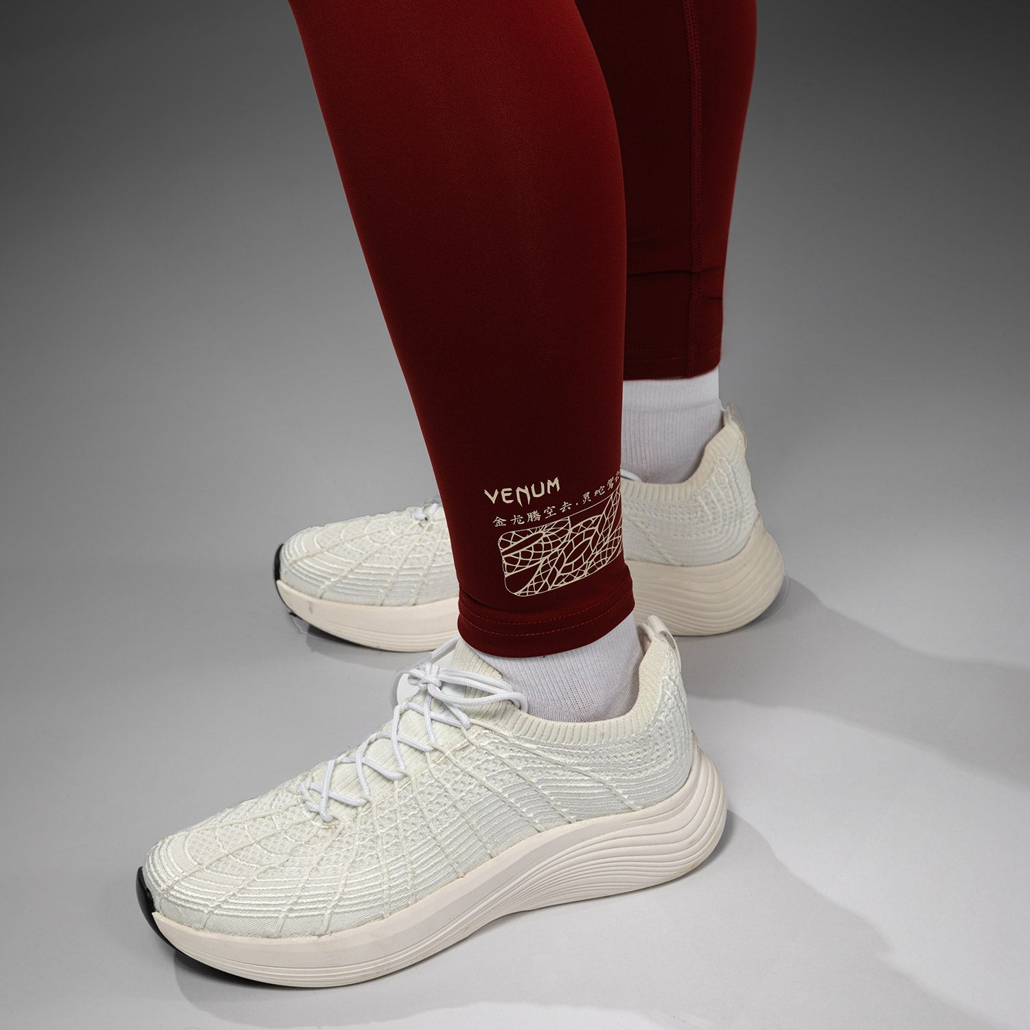 Жіночі легінси Venum Serpenti Leggings Burgundy Ivory оригінал