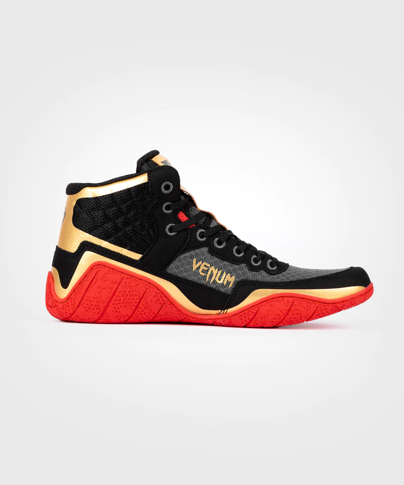 Борцовки Venum Elite Wrestling Shoes Black Gold Red цена
