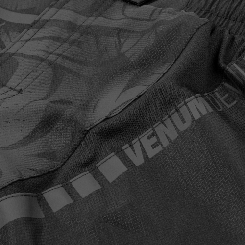 MMA shorts Venum Devil Fightshorts Black Black size