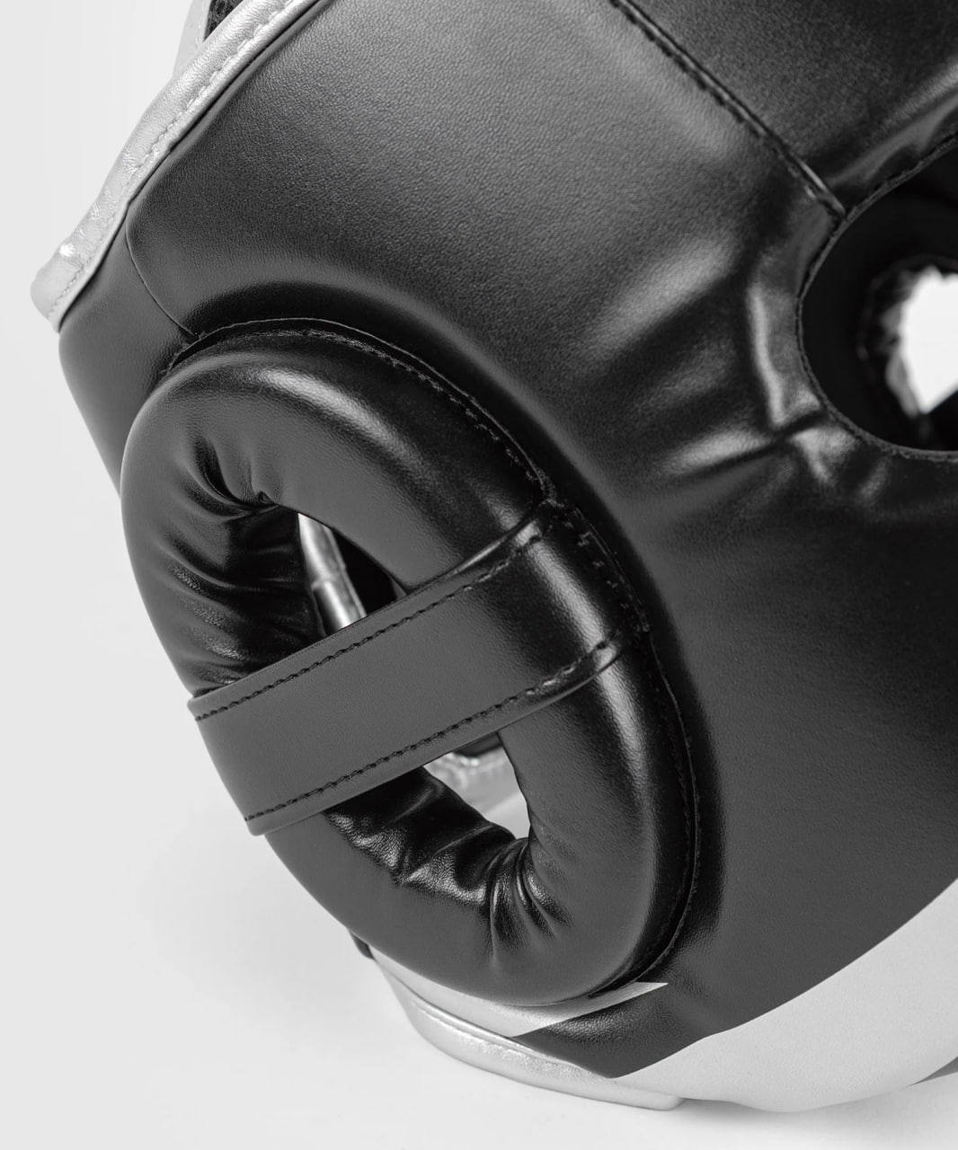 Боксерский шлем Venum Challenger Headgear Black Silver размер