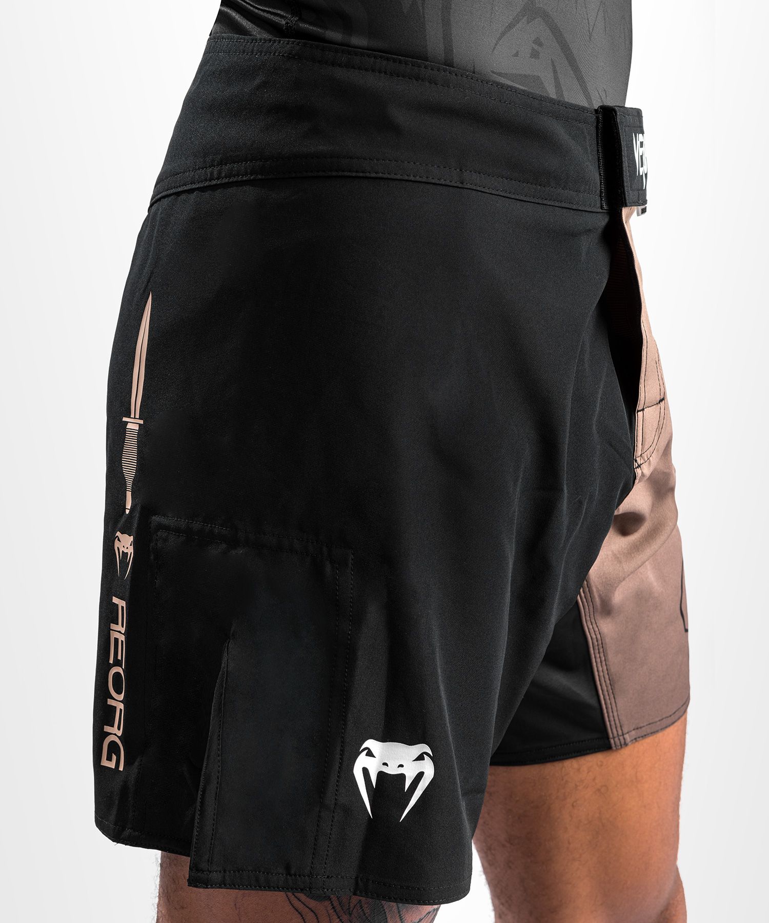 Шорты для MMA Venum Reorg Fightshort Black размер