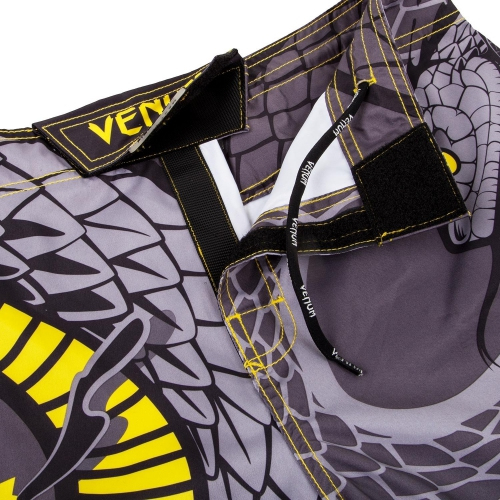 Шорти для MMA Venum Snaker Fightshorts Black Yellow розмір