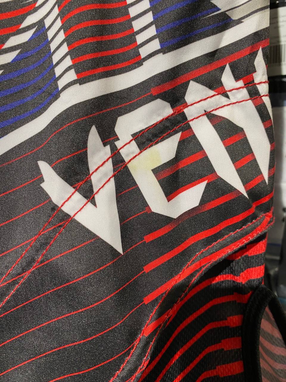 DISCOUNT MMA SHORTS VENUM UK HERO FIGHTSHORTS buy