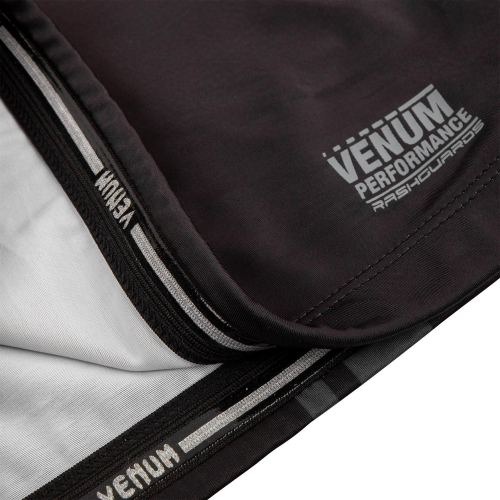 Рашгард Venum Logos Rashguard Long Sleeves Black Black фото