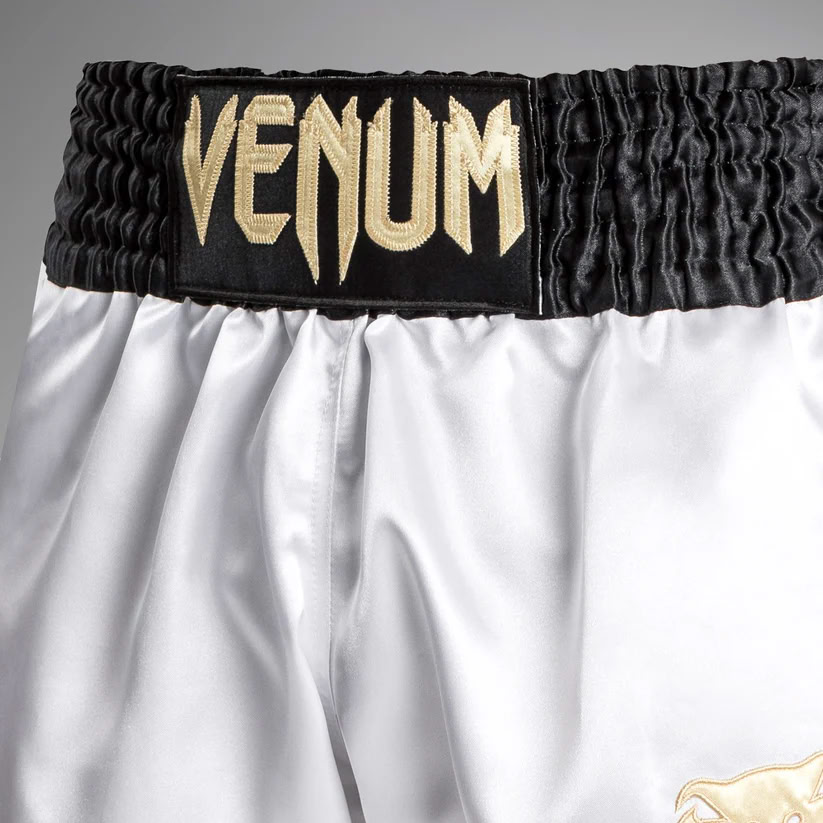 Тайські шорти Venum Classic Muay Thai Shorts White Gold Black фото