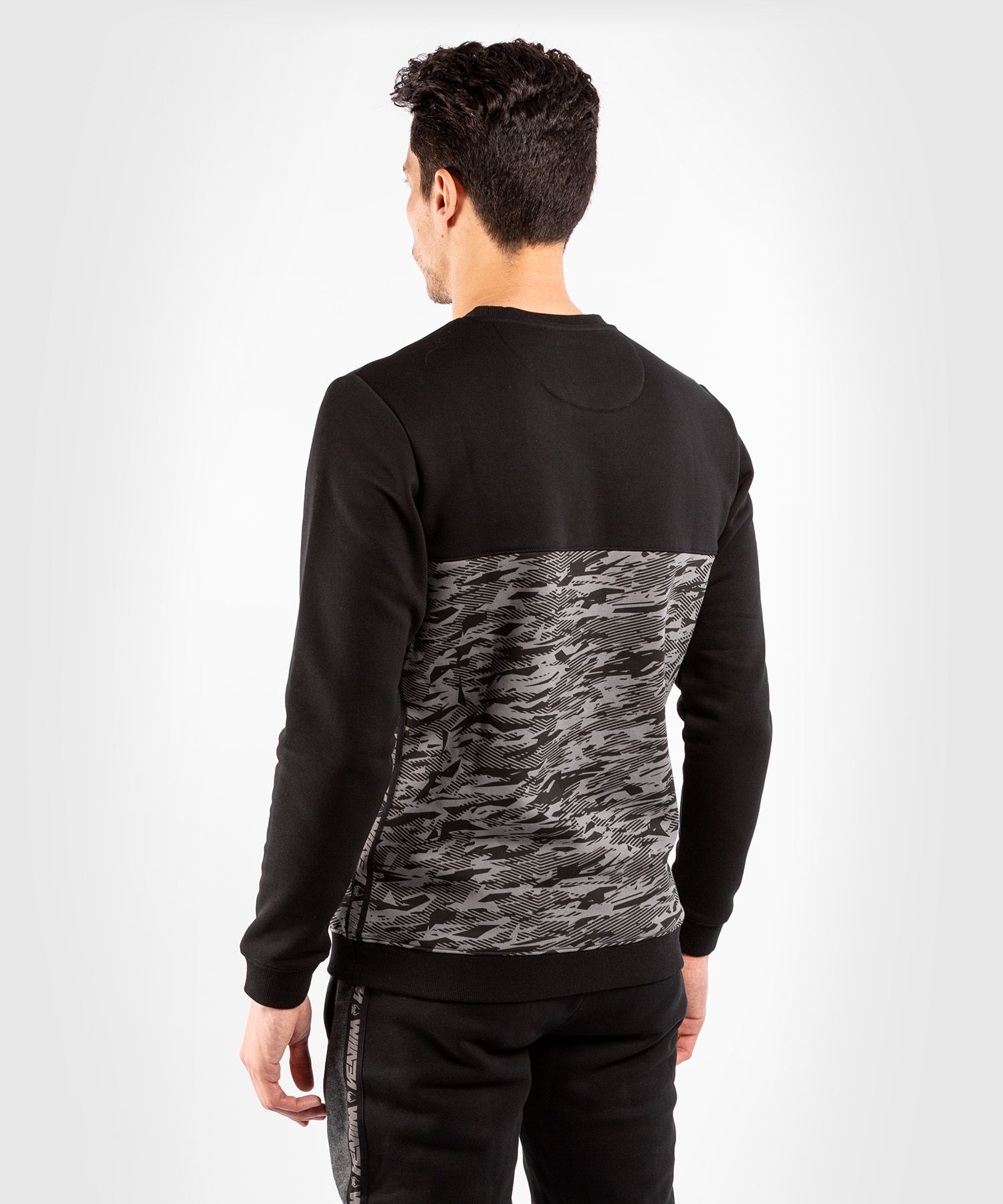Світшот Venum Connect Sweatshirt Black Dark Camo фото