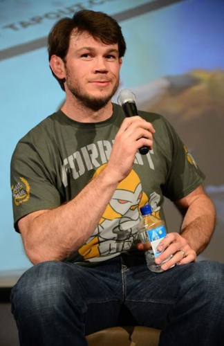 Hayabusa Forrest Griffin Hall of Fame T-shirt - Green buy