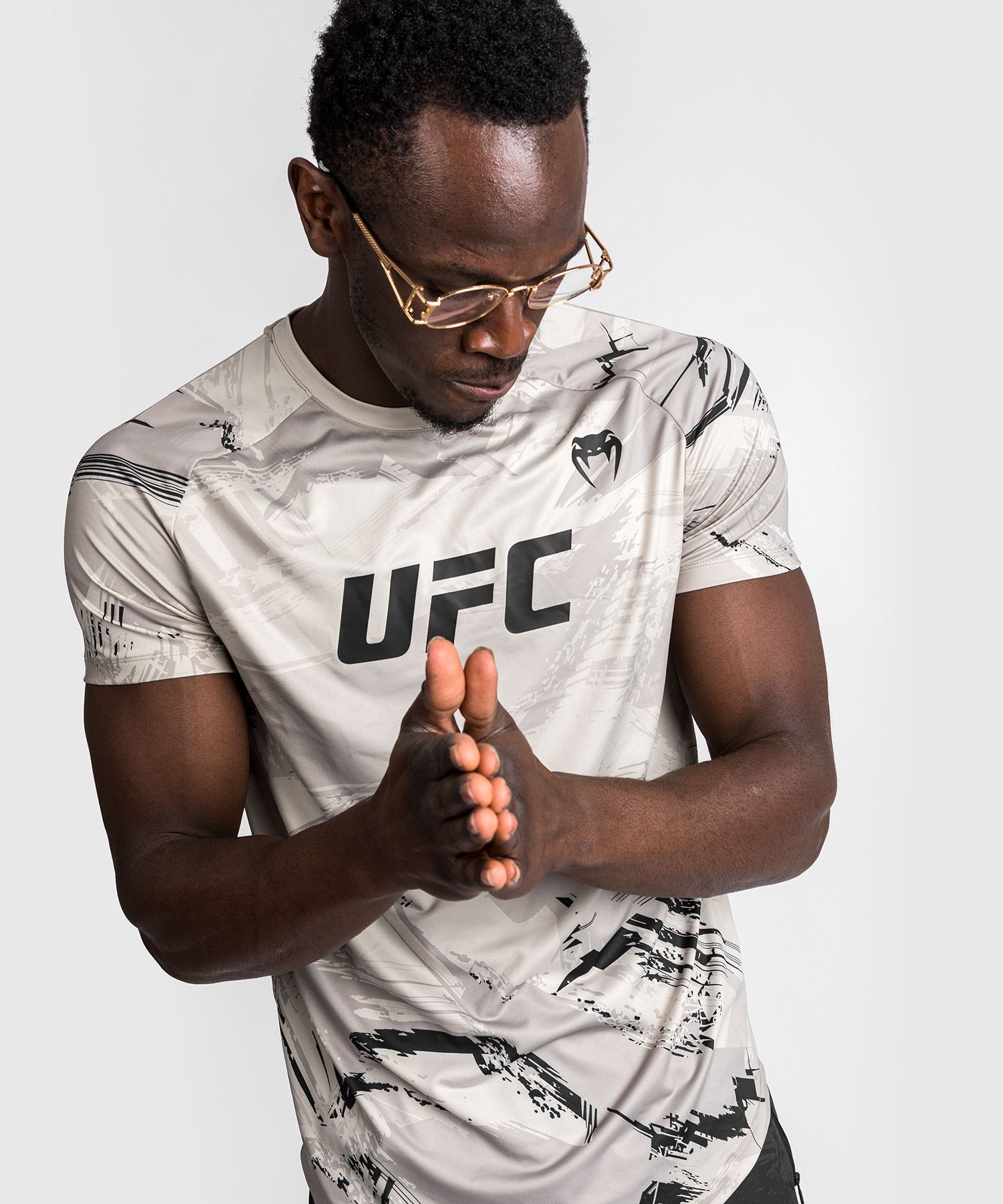 Тренувальна футболка Venum UFC Authentic Fight Week 2.0 Mens Dry Tech Sand  ціна