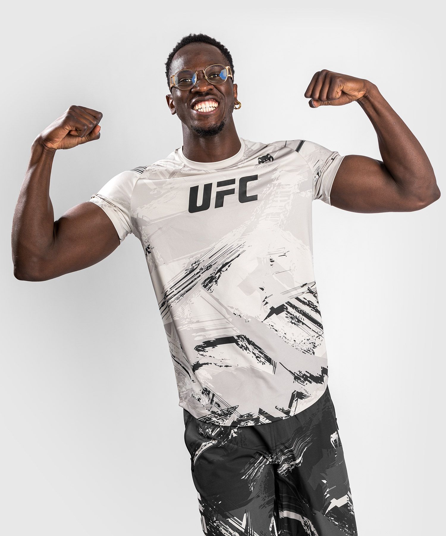 Тренувальна футболка Venum UFC Authentic Fight Week 2.0 Mens Dry Tech Sand  купити