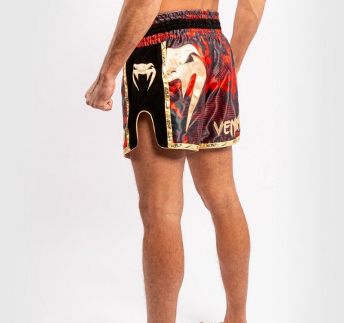 Шорти для тайського боксу Venum Giant Camo Muay Thai Shorts Black Red фото