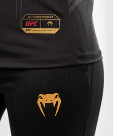 Женская футболка Venum Authentic UFC FightNight Dry Tech Black Gold, Фото № 4