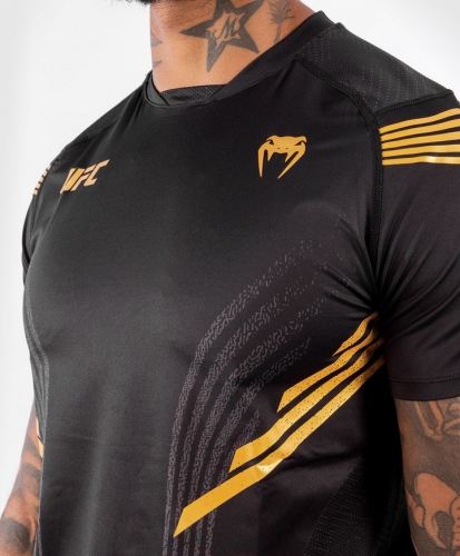 Футболка UFC Venum Fight Night Black Gold фото