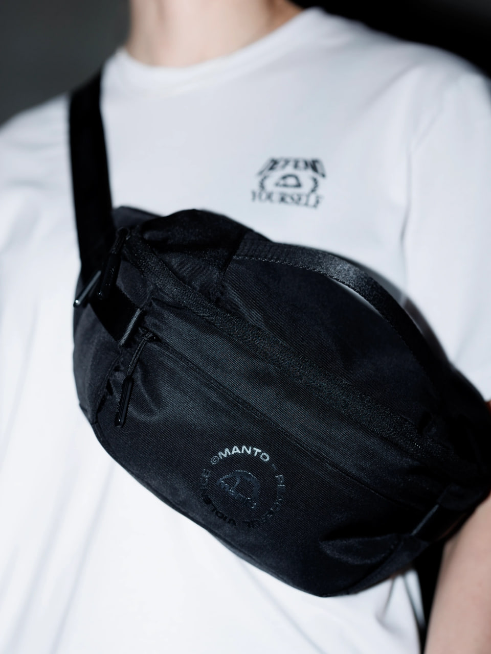 Bag MANTO Circle black  buy