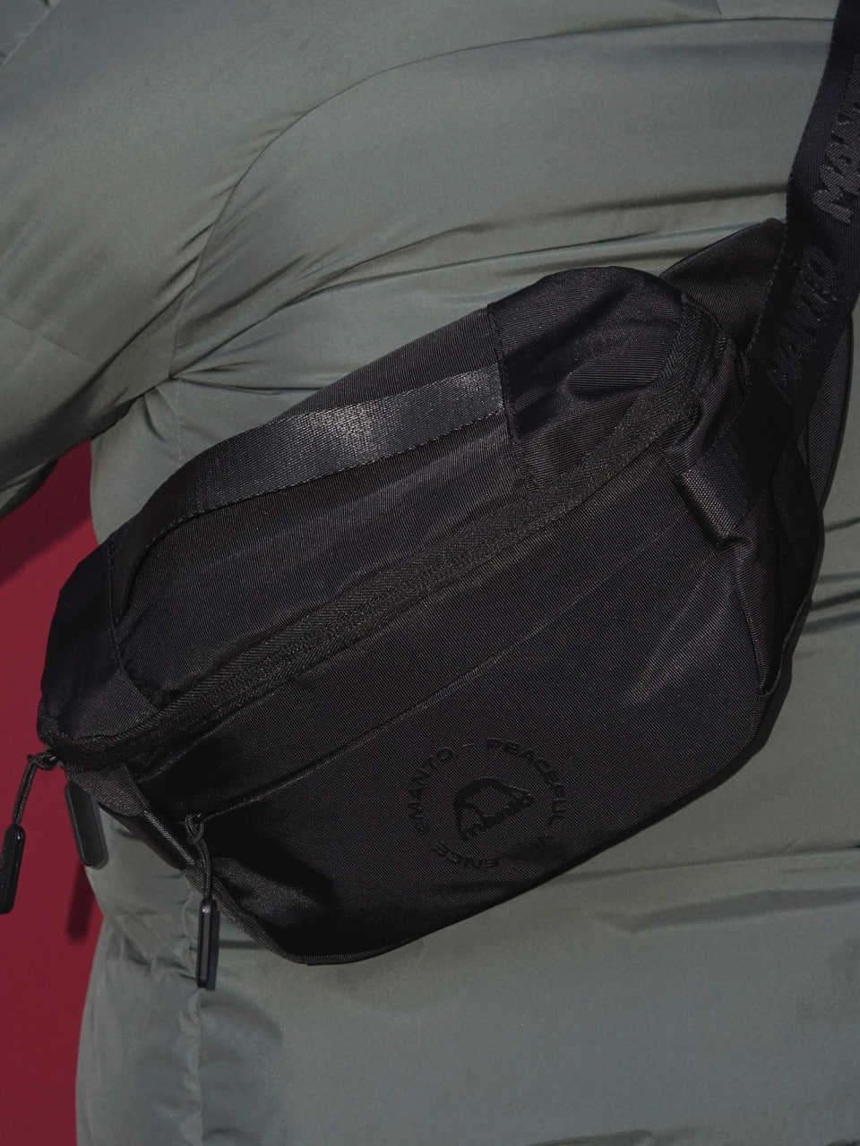 Bag MANTO Circle black  where to buy