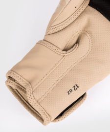 Боксерские перчатки Venum Tecmo 2.0 Boxing Gloves - Sand, Фото № 4