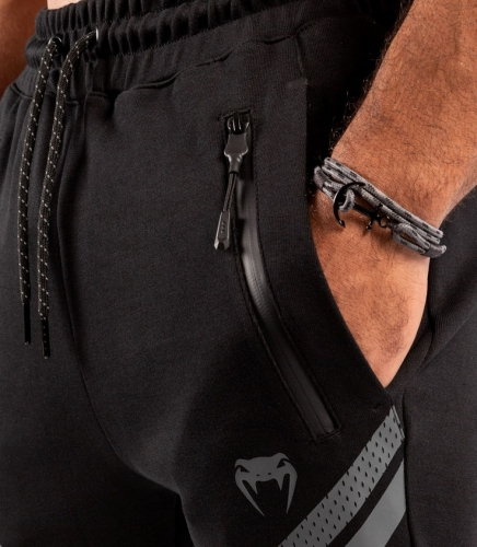 Спортивные штаны Venum ONE FC Impact Joggers Black Black фото