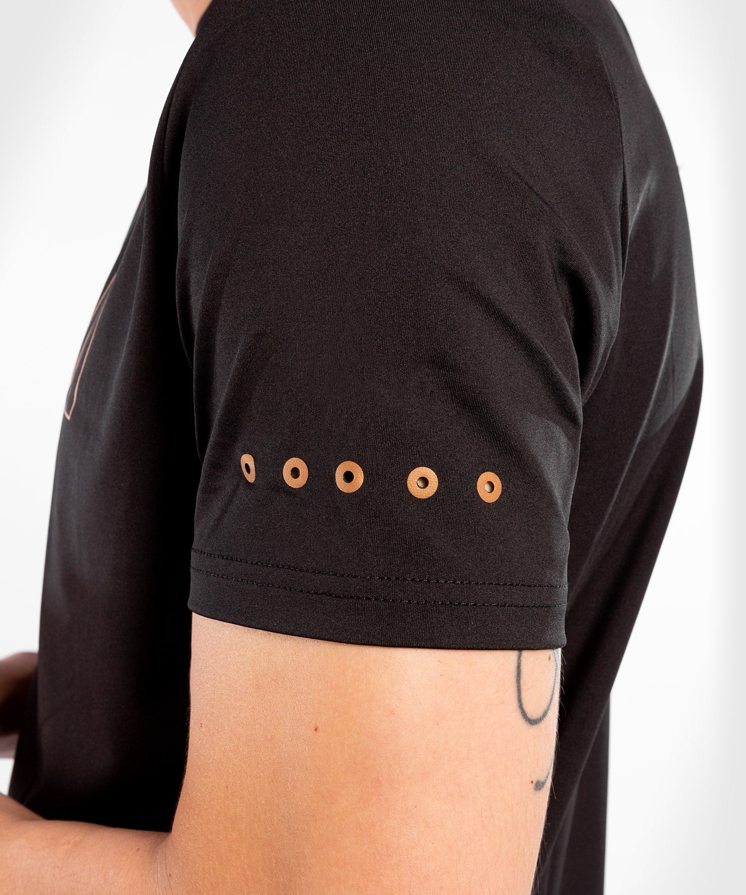 Спортивна футболка Venum Classic Evo Dry Tech Black Bronze ціна