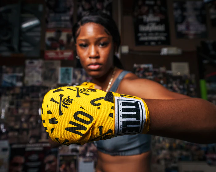 Бинти Title Boxing Print Hand Wraps 180 Gold ціна