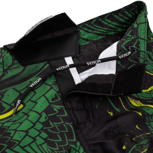 Детские шорты Venum Green Viper Fightshorts Black фото