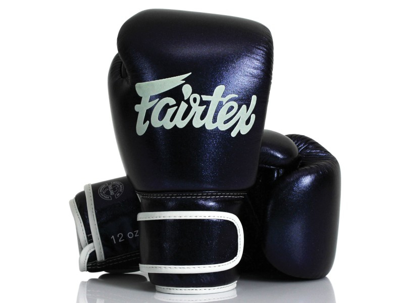 Боксерские перчатки Fairtex BGV12 Aura Muay Thai Boxing Gloves
