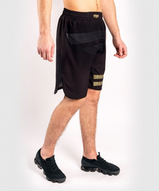 Шорти Venum Club 182 Training shorts Black Gold, Фото № 3