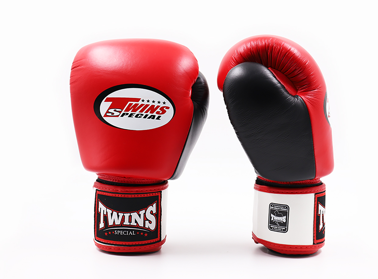 Боксерські рукавиці Twins Boxing Gloves BGVLA2-3T White Red Black купити